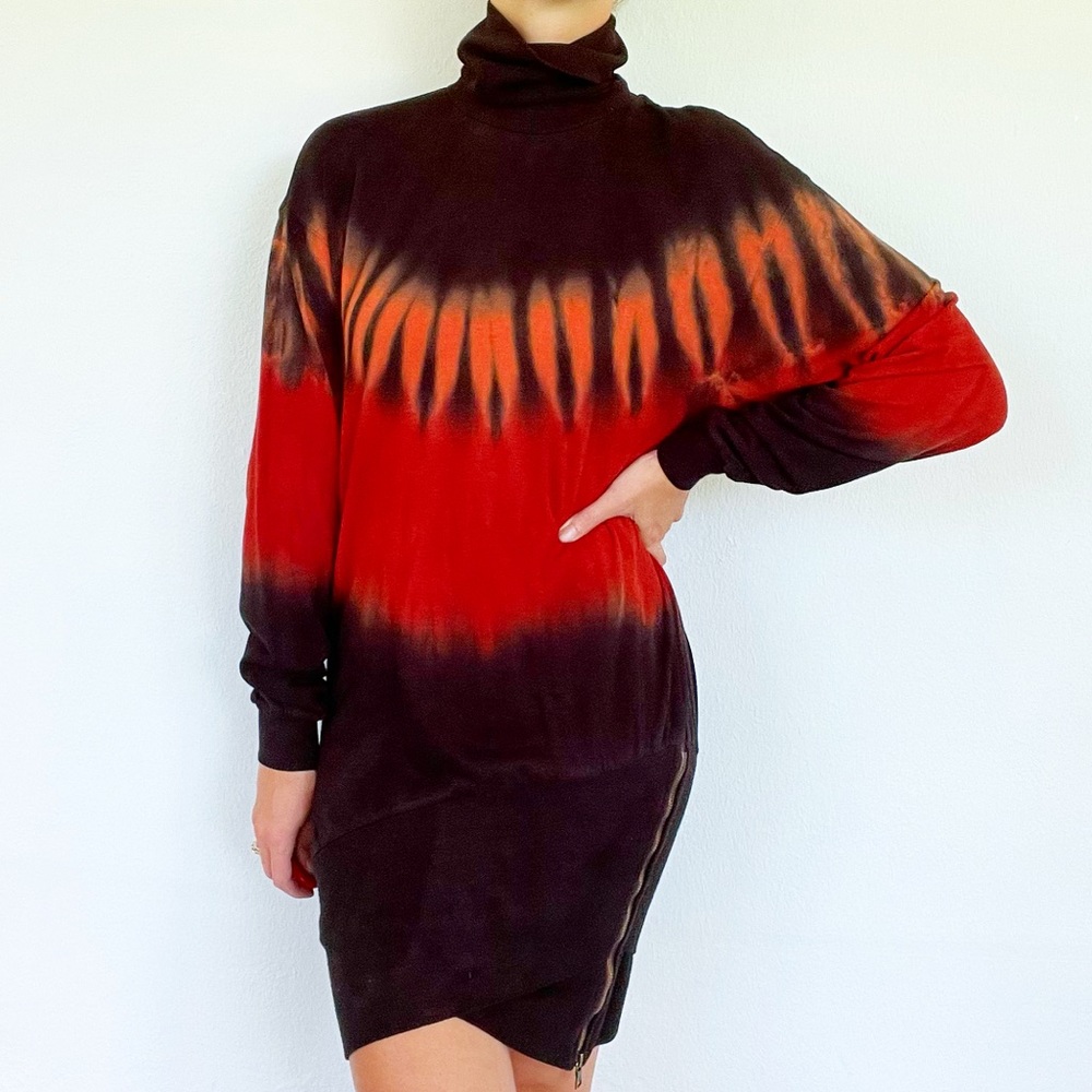 Young fabulous & broke black red tie dye sunset turtleneck sweater dress size XS